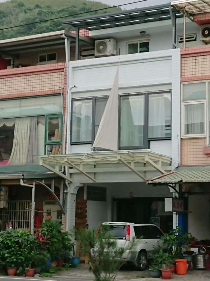 Wind Wave Ocean Homestay Toucheng Exterior foto